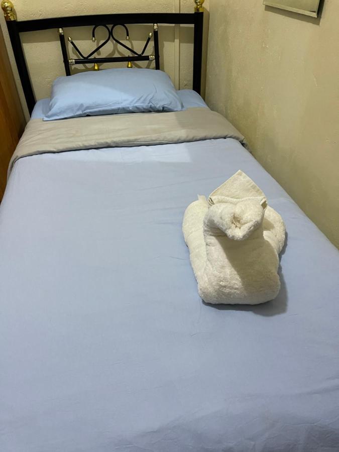 Janessa'S Dwellery Bed & Breakfast Port Vila Exterior foto